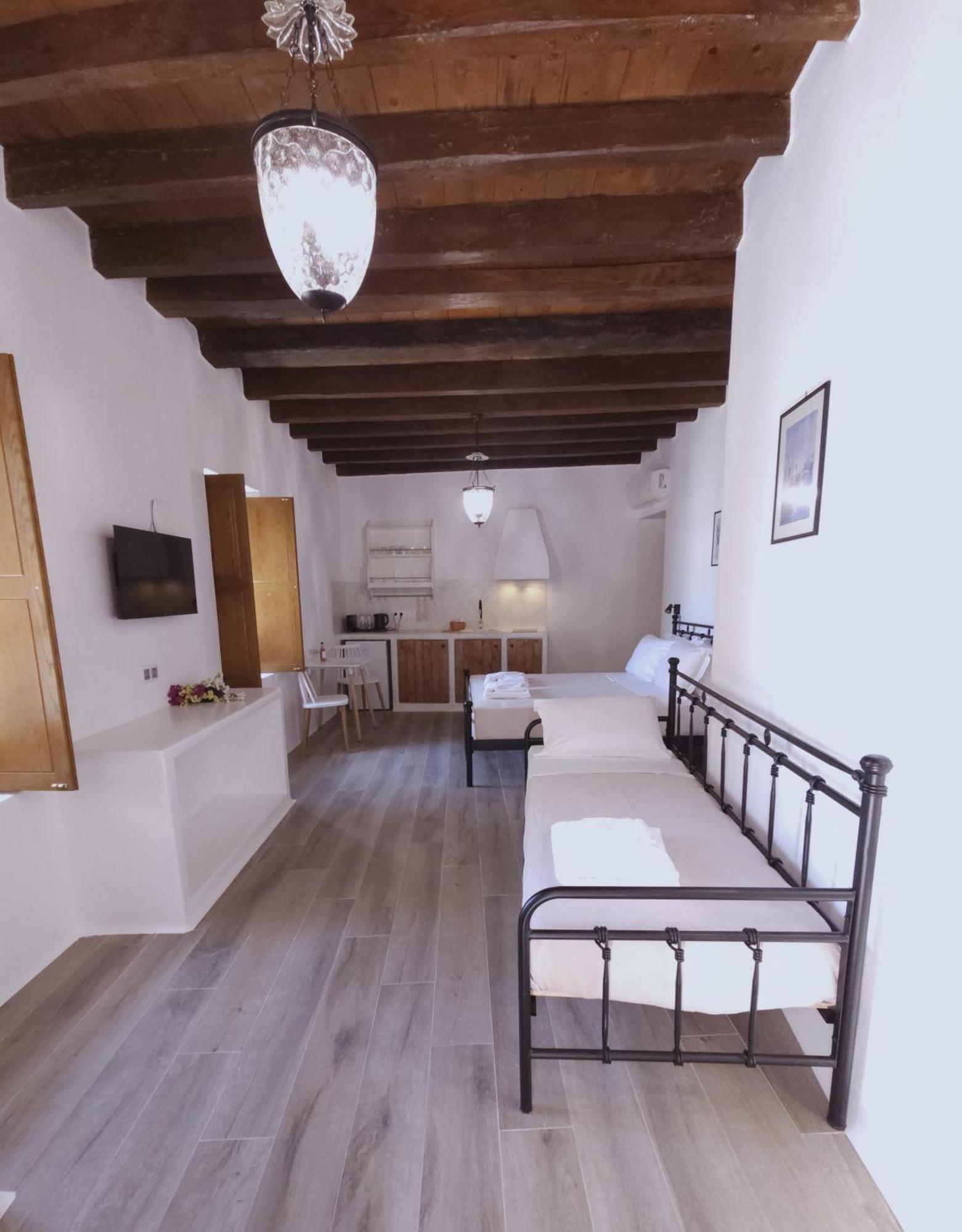 Era Veneziana Apartment Naxos City